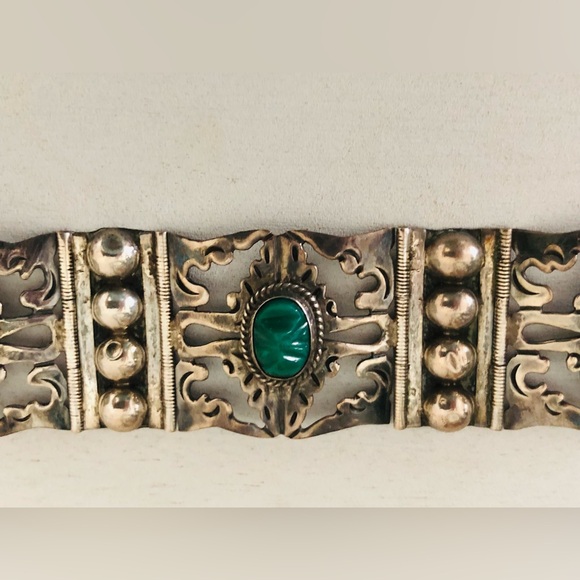 Beautiful Pre Eagle 1940’s Mexican 4 Panel Aztec Face Design - Sterling Bracelet - Picture 7 of 14